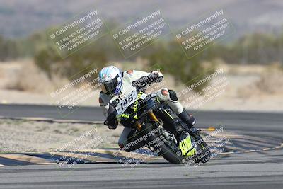 media/Oct-30-2025-Racers Edge (Thu) [[dabbdaf680]]/2-A Group/Session 2 (Turn 5)/